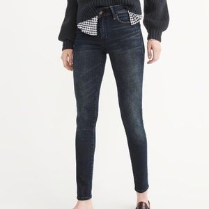 Abercrombie & Fitch Dark Wash Skinny Jeans